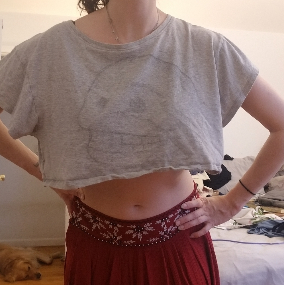 Skull crop top